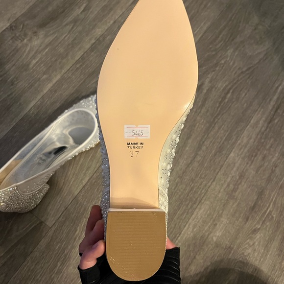 Pearl White Wedding Shoes - Block Heel - Picture 2 of 5